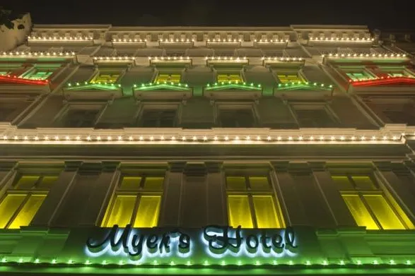 Bild: Festival of Lights wählt Myer’s Hotel zu Berlins schönster Hotel-Illumination