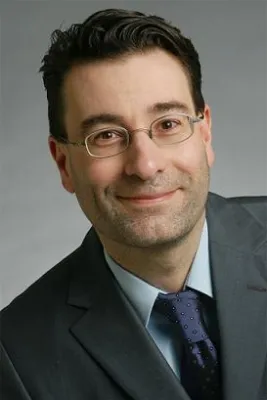 Bild: Buyer-Persona-Spezialist Roland Burkholz verstärkt Inbound-Agentur chain relations