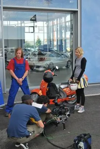 Bild: Der Elbike Elektroroller von "Lautlos durch Heidelberg" wird zum Filmstar