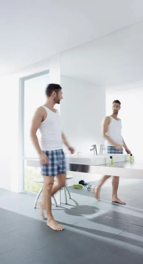 Die neue HANSAVANTIS verströmt eine Leichtigkeit, die perfekt in moderne Bäder passt