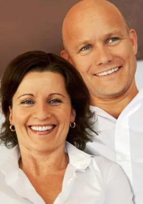 Bild: Denk-mal50plus - »Bestsellerautoren Eva-Maria und Wolfram Zurhorst in Kampen und Westerland (Sylt)«