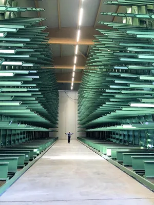 Bild: Karl Pichler: 750 Tonnen Holz per Knopfdruck bewegen