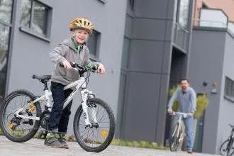 Bild: Wenn der Vater mit dem Sohn