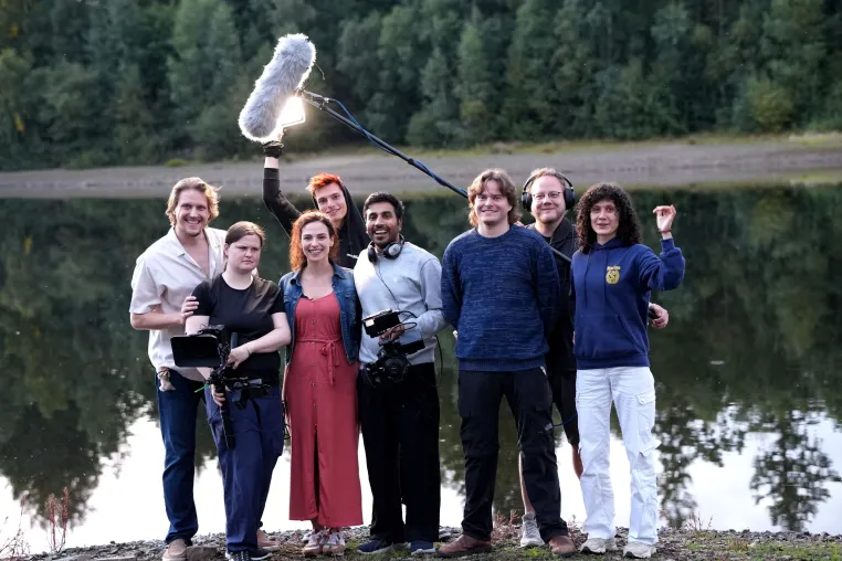Franziska Traub spielt im neuen Kurzfilm „(Nicht) mehr wir“ von Rebecca Lara Müller und Ravi Gautam Bild: Franziska Traub spielt im neuen Kurzfilm „(Nicht) mehr wir“ von Rebecca Lara Müller und Ravi Gautam