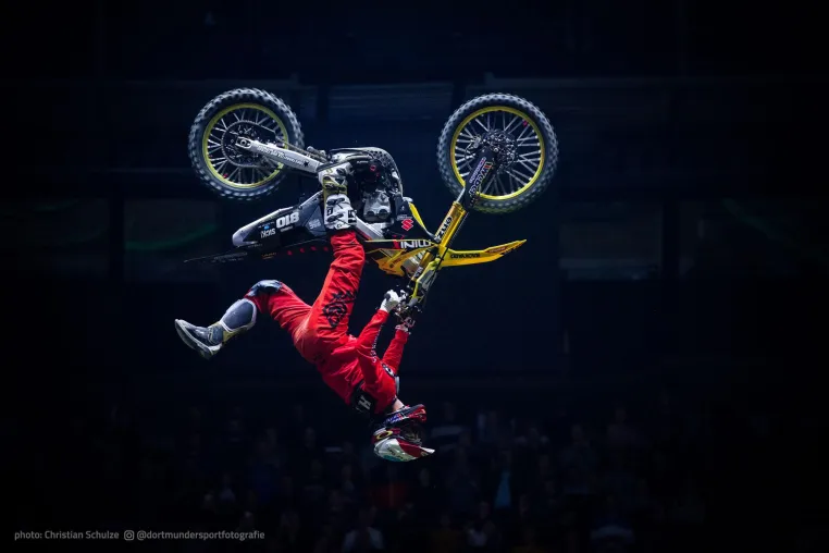Höhen und Tiefen für die Weber #Werkeholics beim ADAC Supercross in Dortmund Bild: Höhen und Tiefen für die Weber #Werkeholics beim ADAC Supercross in Dortmund
