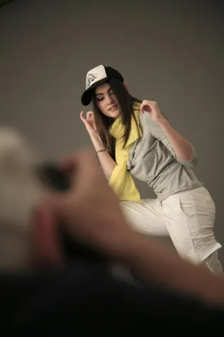 Bild: FTWild setzt Neuköllner High-Deck-Siedlung in Szene - Jim Rakete holte die Mieter als „Models“ vor die Kamera