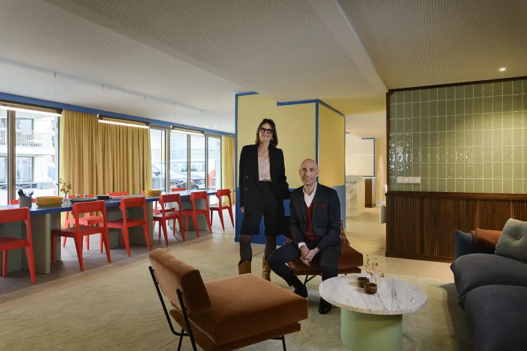 Bild: Wohnkonzept der Zukunft: Bauwerk stellt Kitchen & Working Lounge im Projekt kupa fertig  