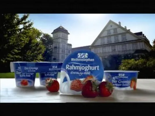 Bild: Neuer TV-Spot – Gelüftet - Das Geheimnis der cremigen Weihenstephan Fruchtjoghurts