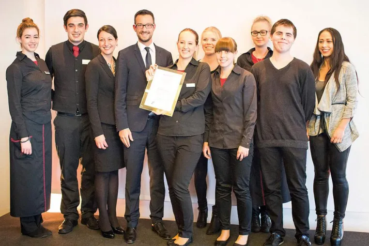 Bild: Exzellente Ausbildung im Parkhotel Stuttgart Messe-Airport