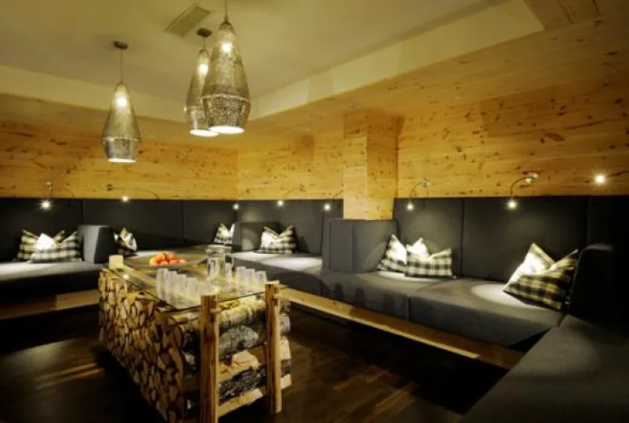 Auftanken zum Jahresbeginn Bild: Auftanken zum Jahresbeginn