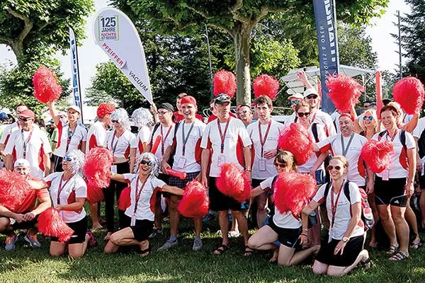Bild: Französische und deutsche Mitarbeiter von Pfeiffer Vacuum erfolgreich bei World Corporate Games