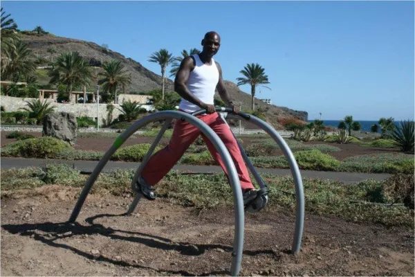 Bild: Neuer Outdoor Fitness Park mit Meerblick auf Fuerteventura