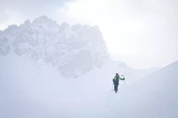 Bild: SNOWHOW-TOUR CAMP FÜR AUFSTIEGSORIENTIERTE FREERIDER PRESENTED BY SPURART