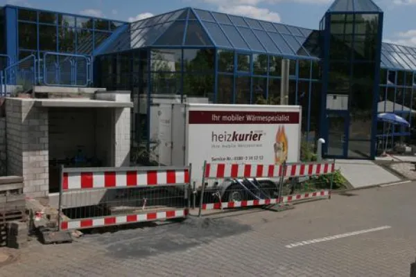 Bild: Mobile Wärme der Fa. heizkurier betreibt 60 Duschen