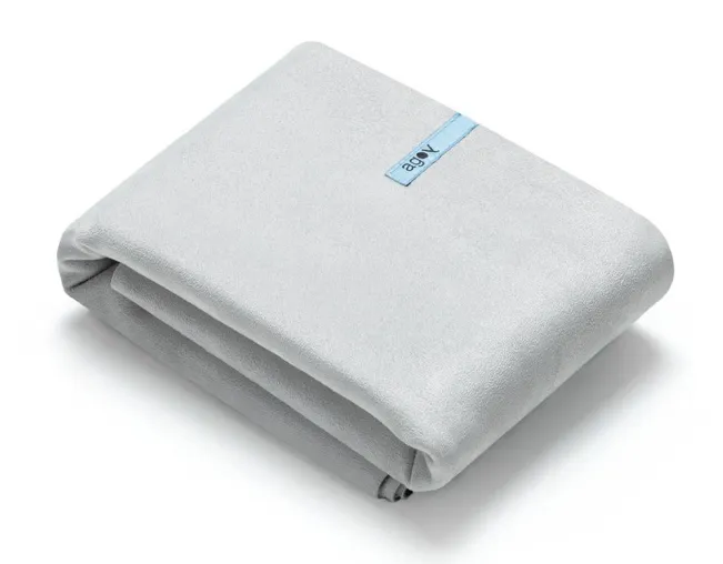 Bild: mycalm.com präsentiert die Luxusyogamatte für Jetsetter