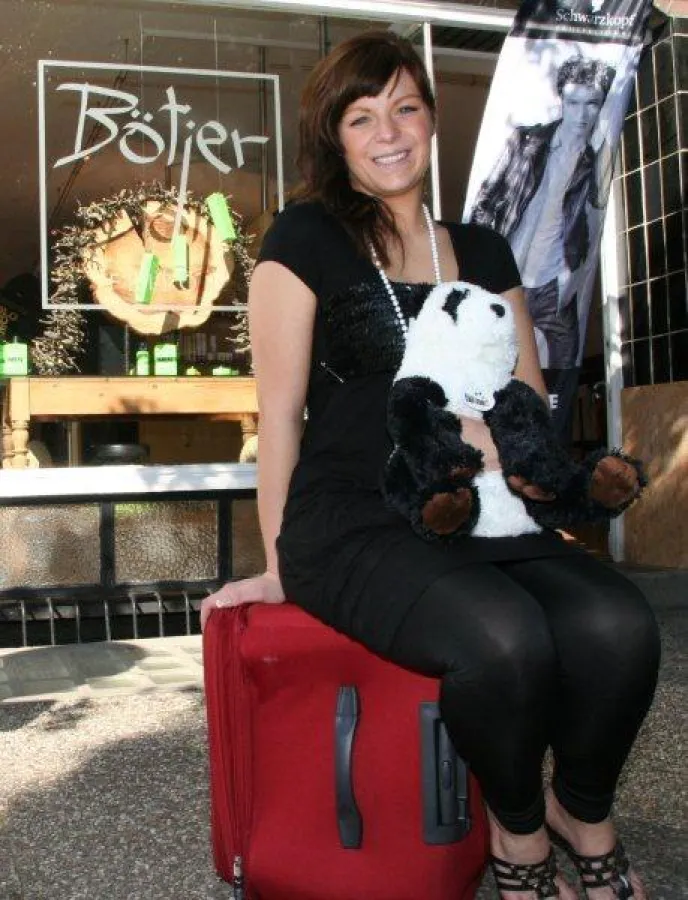 Mandy, 20, Realschule, 2. Lehrjahr, Salonklasse, nimmt an der Jugendbegegnung in China teil und besucht das Pivot Point College