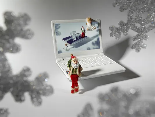 Ein edles Weihnachtsgeschenk für die Liebste: Das Color-Notebook Averatec 1050 Bild: Ein edles Weihnachtsgeschenk für die Liebste: Das Color-Notebook Averatec 1050