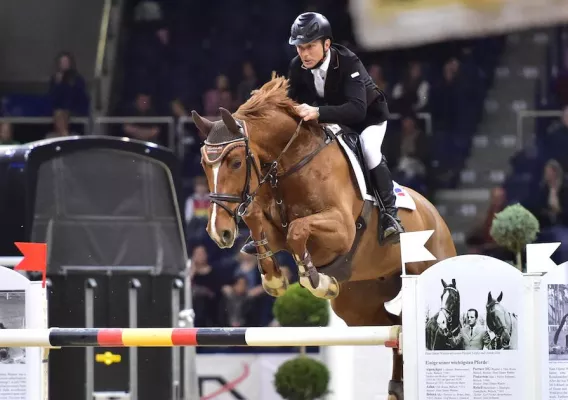 Bild: Springreiter aus Schleswig-Holstein gewinnen die Deutsche Meisterschaft der Landesverbände