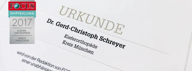 Bild: FOCUS-Empfehlungssiegel „Kieferorthopäde“ für Dr. Schreyer Praxis für Kieferorthopädie in München-Haar