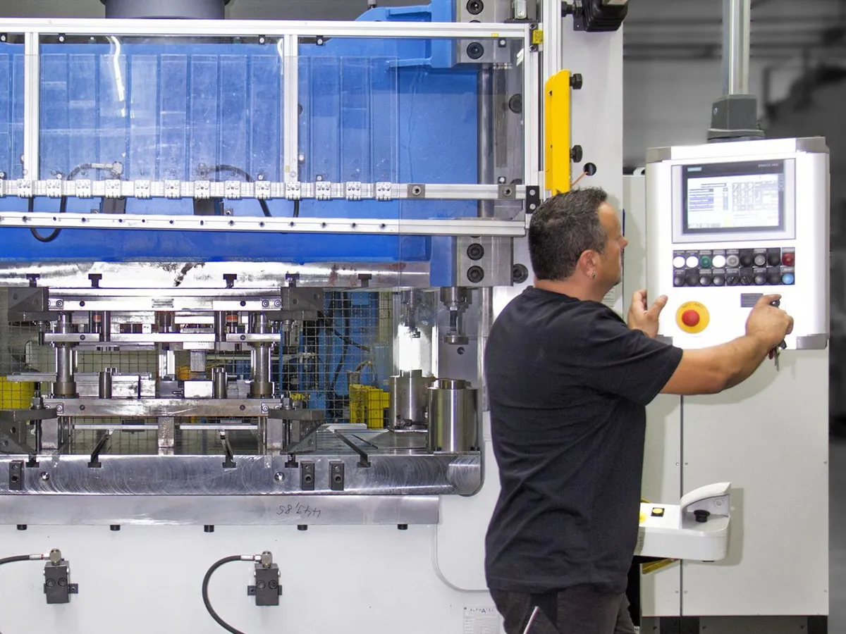 Instandhaltungssoftware: Günstige Lizenzpreis und Support haben Schröter GmbH Metallwaren überzeugt (© Hoppe Unternehmensberatung)