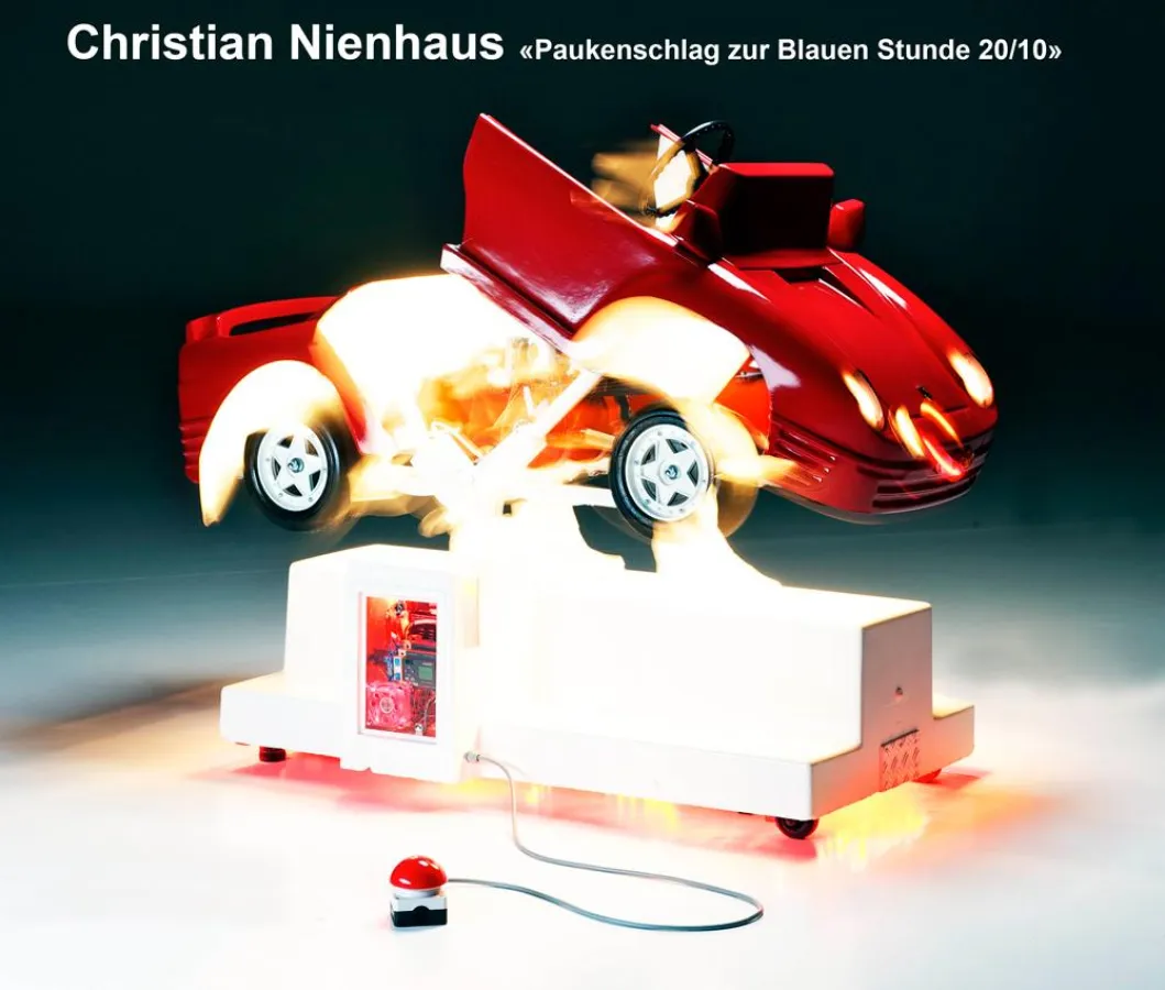 »Zurück in die Zukunft« ein Kinetisches Objekt von Christian Nienhaus 2010