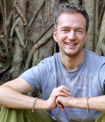 Bild: Körperlich und geistig fit bleiben: Online-Yoga mit kostenlosen Kursen von Yogabasics in Chemnitz