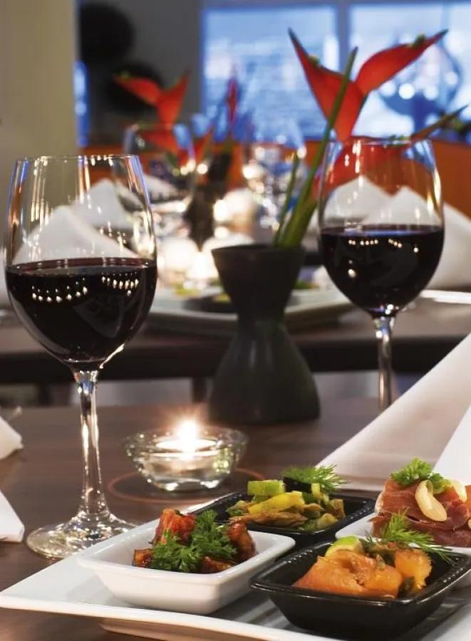 NH Hoteles: Tapas-Abende im NH Danube City