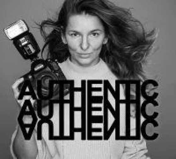 AUTHENTIC by ELLA DON Bild: AUTHENTIC by ELLA DON
