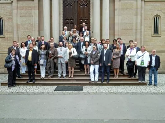 Bild: CompEvent 2011 in Wiesbaden – die Netzwerker der CompeDent trafen sich zur Gesellschafterversammlung 2/2011