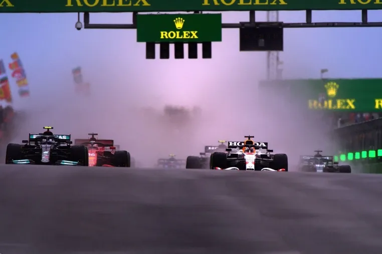 DER COUNTDOWN LÄUFT: FORMEL 1® KEHRT AM 3. OKTOBER 2027 NACH İSTANBUL ZURÜCK Bild: DER COUNTDOWN LÄUFT: FORMEL 1® KEHRT AM 3. OKTOBER 2027 NACH İSTANBUL ZURÜCK