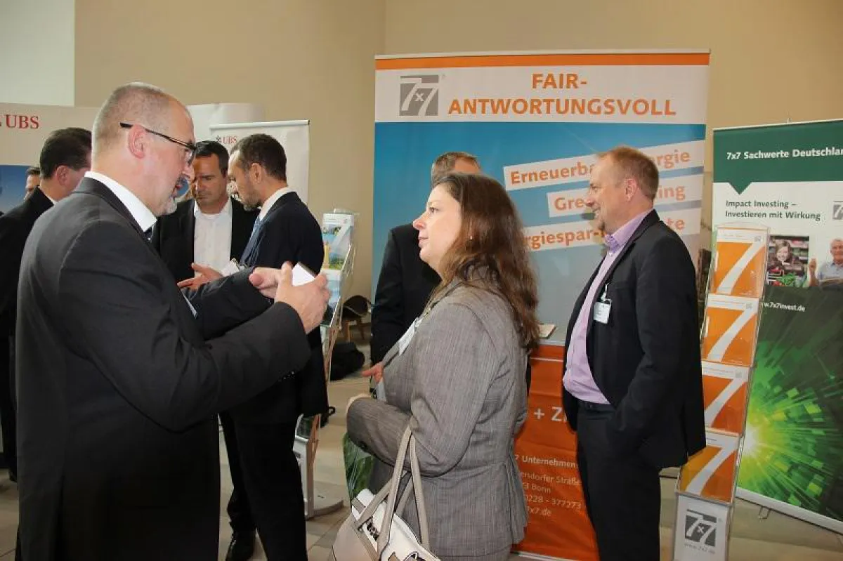 Andreas Mankel (l.) präsentierte mit seinem Team die nachhaltigen Geldanlagen der 7x7invest AG.