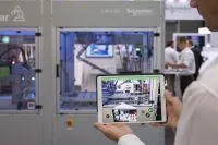 Schneider Electric erweitert EcoStruxure Augmented Operator Advisor (AOA) um smarte Funktionalitäten Bild: Schneider Electric erweitert EcoStruxure Augmented Operator Advisor (AOA) um smarte Funktionalitäten