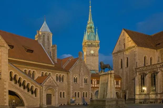 Bild: Fotospaziergang zur Blauen Stunde und Nachtfotografie in verschiedenen Städten