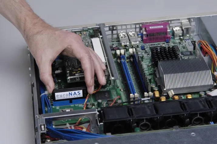 Bild:  euroNAS vereint SAN und NAS Storage