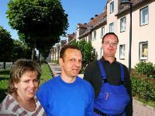 Bild: Nach Besitzübergang eröffnet Monarchis ein Mieterbüro in Lohfelden