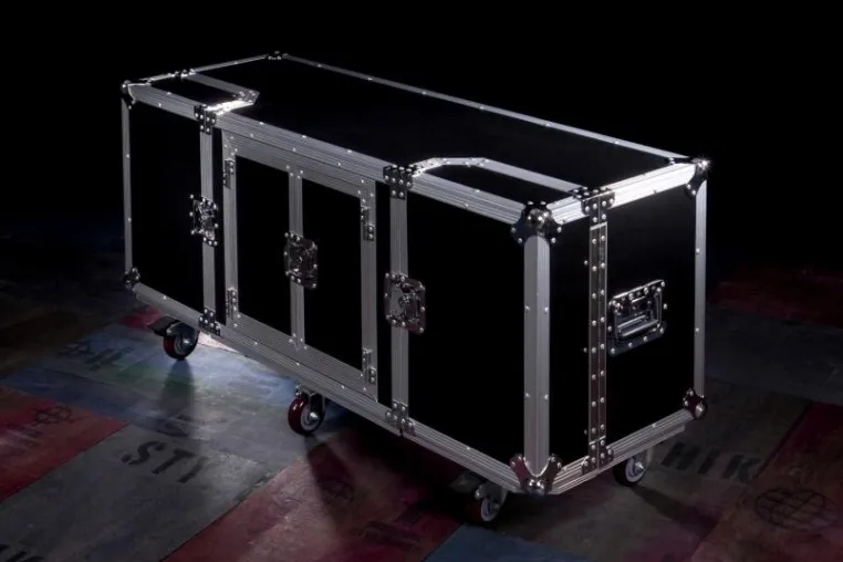 Stylehiker präsentiert das neue Multimedia-Flightcase Bild: Stylehiker präsentiert das neue Multimedia-Flightcase