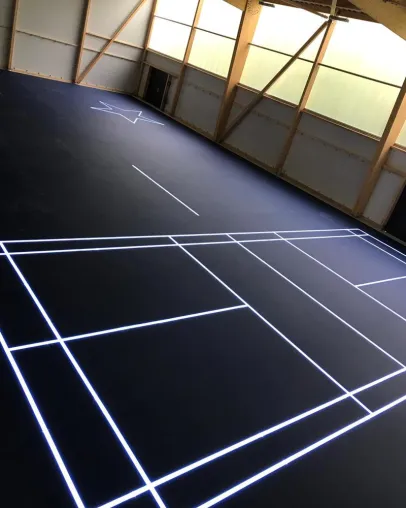 Bild: ASB GlassFloor baut in Frankreich den perfekten Sportboden für Autisten
