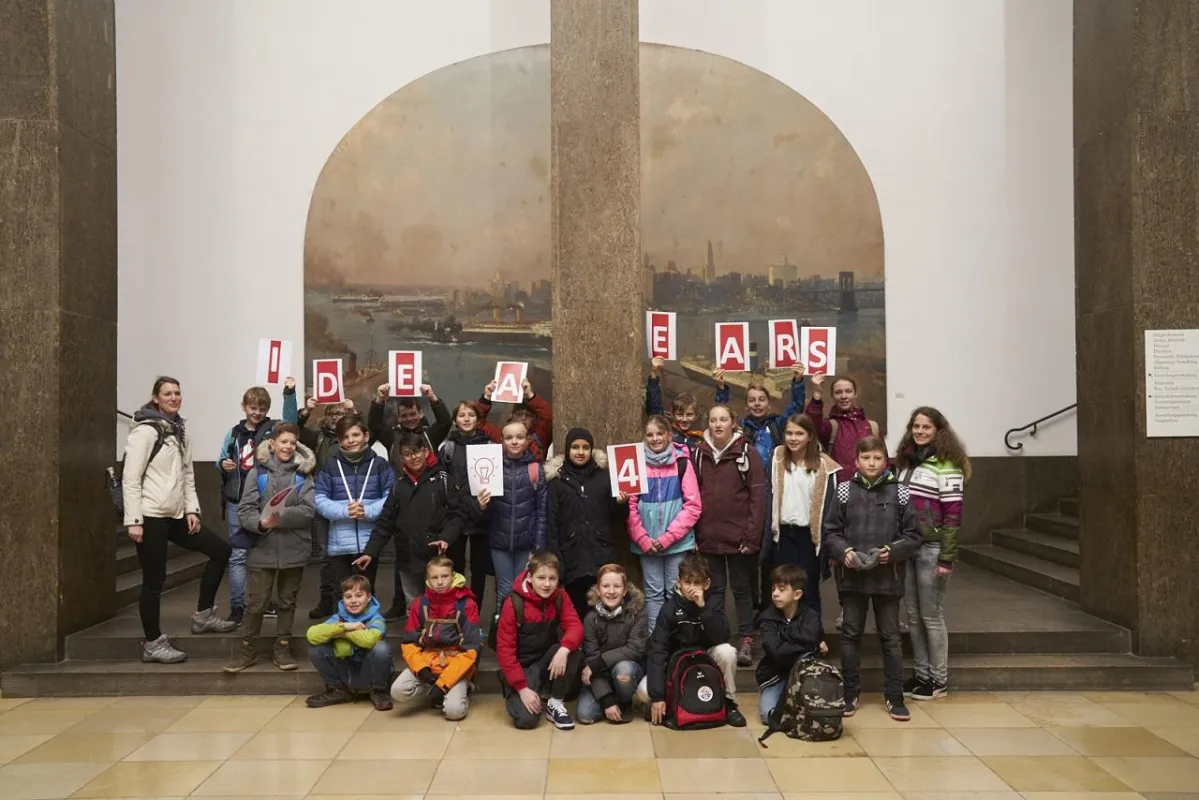 Junge Nachwuchserfinder zu Besuch im Deutschen Museum © MED-EL