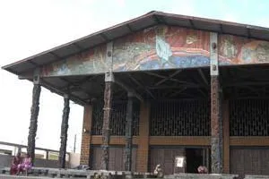 Bild: Kirche Saint Michel de N’Kembo, Libreville, Gabun