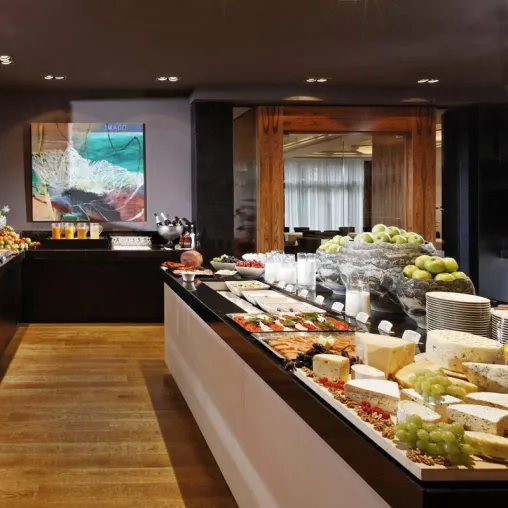 Parkhotel Stuttgart Messe-Airport bietet Sonntags-Brunch an: Familien sind herzlich willkommen Bild: Parkhotel Stuttgart Messe-Airport bietet Sonntags-Brunch an: Familien sind herzlich willkommen