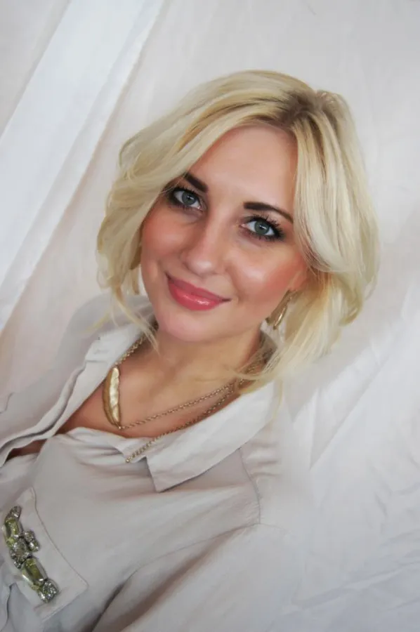 Irina Schmidt schließt ihre Ausbildung bei der Stadtparfümerie Pieper jetzt ab.