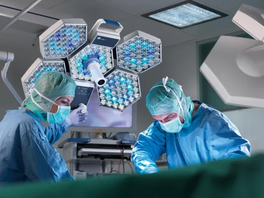 Bild: TRUMPF stattet irakisches Krankenhaus mit Highend-Medizintechnik aus