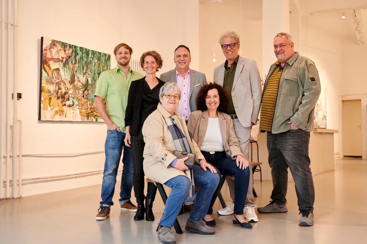 Galeristen, Künstler, Laudatorin, Inhaberin ESNZ Showroom und der Bürgermeistern von BN (© Frank Baumhammel Pictures)