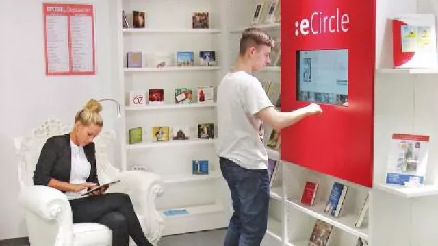 Bild: Bibliotheken 2015: Facebook zum Anfassen und öffentliches Wohnzimmer