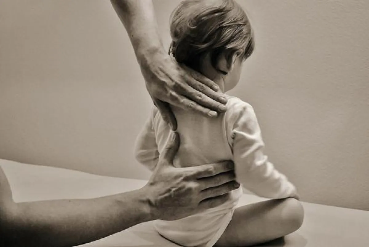 Die Bowen Technik aktiviert auch bei Kindern die körpereigenen Kräfte. Foto: (c)A_Minke