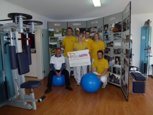 Bild: Physiotherapie in Königstein hilft Kindern in Assam