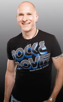 Bild: "Aktionsbündniss Amoklauf Winnenden - Stiftung gegen Gewalt an schulen" bedankt sich bei JD Wood