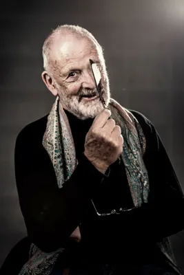 Bild: Wöchentliche Unterhaltung: Autor François Loeb sorgt mit seinen Kürzestgeschichten für Gratis-Lesegenuss