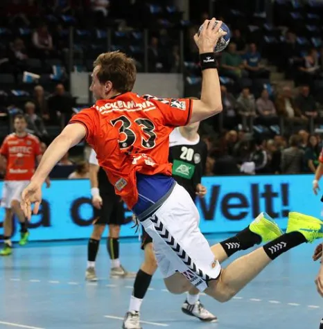 Bild: Handball-Bundesliga: HC Erlangen spielt 30:30 gegen die B- Nationalmannschaft