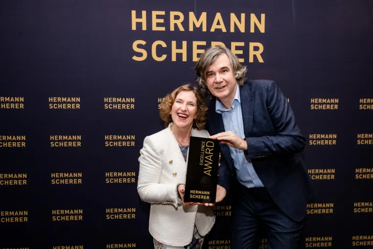 Saarländerin holt sich den internationalen Speaker Preis Bild: Saarländerin holt sich den internationalen Speaker Preis